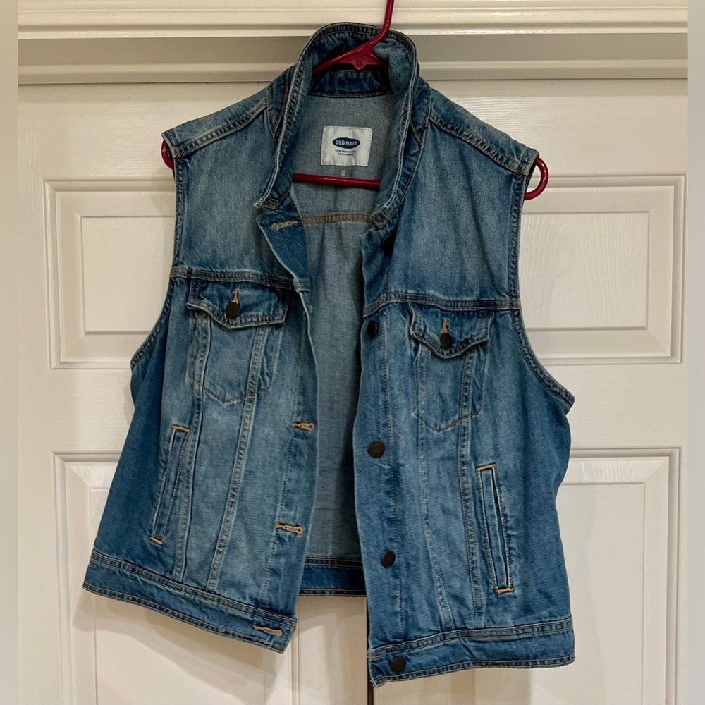 ❌❌ SOLD OLD NAVY Denim Vest